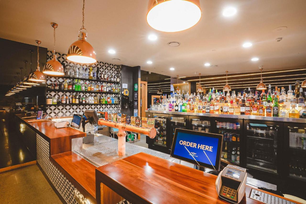 Airlie Beach Hotel Ngoại thất bức ảnh