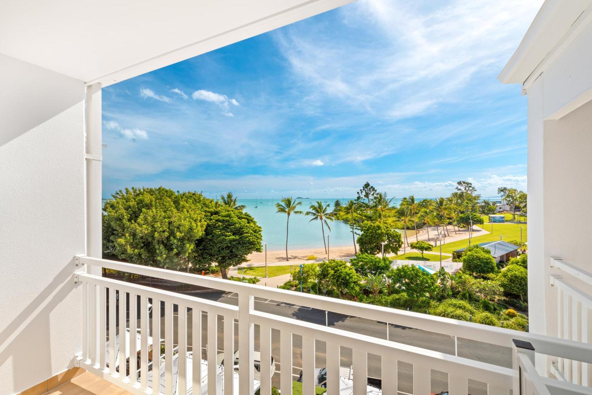 Airlie Beach Hotel Ngoại thất bức ảnh